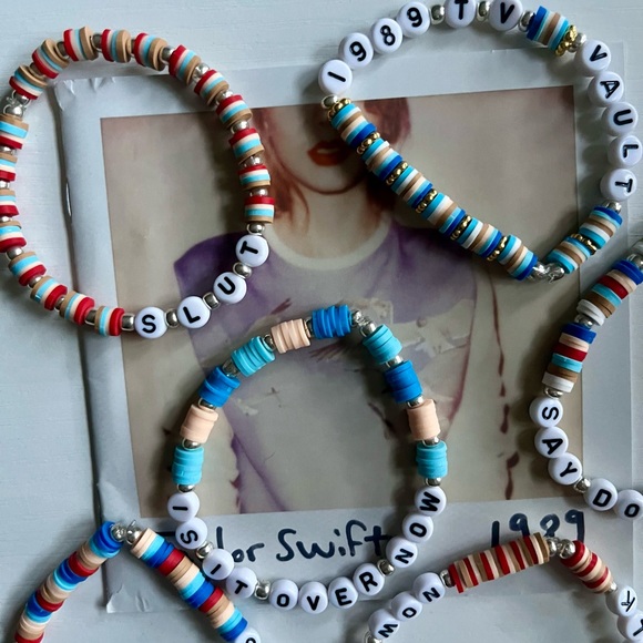 1989 T.V. Vault Track friendship bracelets - Picture 4 of 8